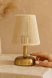 Kablosuz Pilli Masa Lambası, Makrome Abajur , Gold Gövde El Yapımı Makrome Başlık